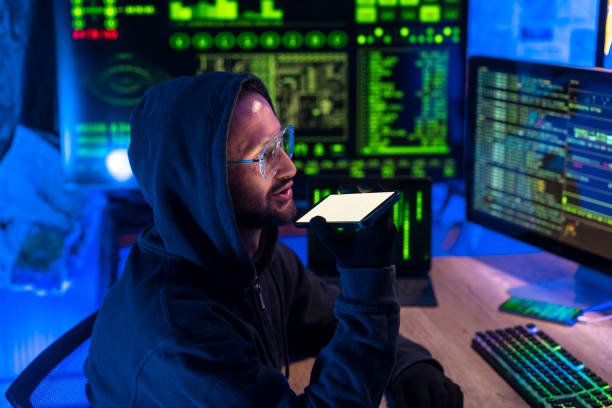 service-02 gettyimages-2190069351-612x612